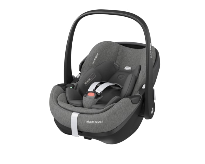 8052029110_2023_maxicosi_carseat_babycarseat_pebble360pro_grey_selectgrey_3qrtleft