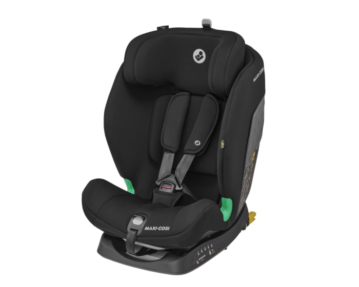 8835870110_2022_maxicosi_carseat_toddlerchildcarseat_titanisize_black_basicblack_3qrtleft